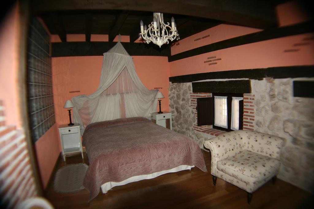 La Sinagoga Guest House Пеняранда до Дуеро Стая снимка