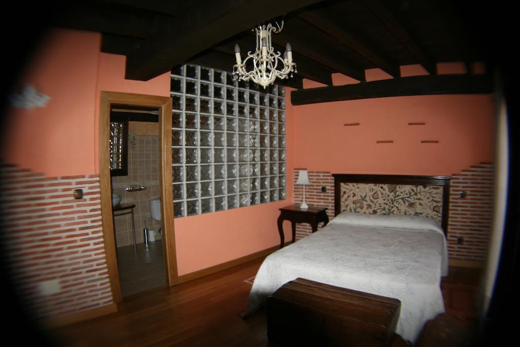 La Sinagoga Guest House Пеняранда до Дуеро Стая снимка
